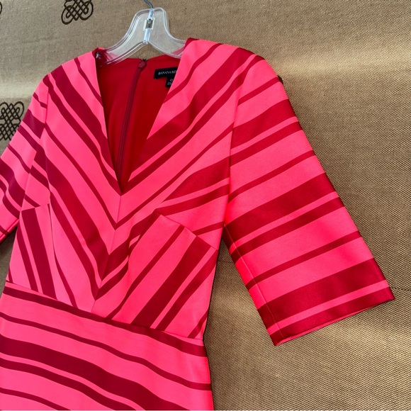 Banana Republic Striped Red/Pink Cocktail V Neck Dress Size 0 - Picture 4 of 15